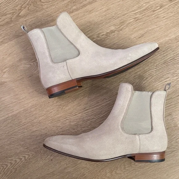 Men's Beige Suede Chelsea Boots - Picture 4 of 4